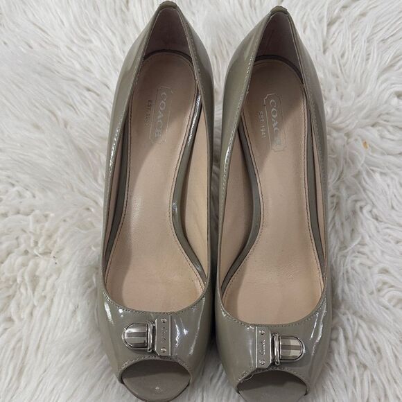 Coach Women's Taupe Peep Toe Heels Size 8B - Picture 1 of 11